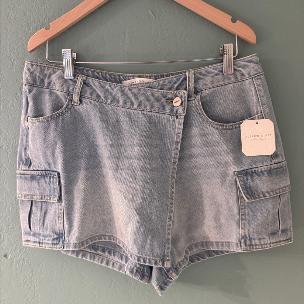 Altar'd State Blue Jean Shorts Relaxed Fit